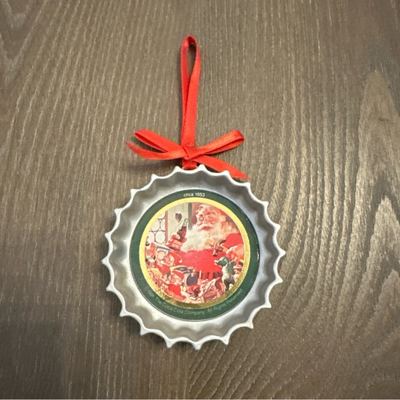 Vintage 1991 Santa Claus Coca Cola Lid Ornament Christmas Decoration - Picture 1 of 5